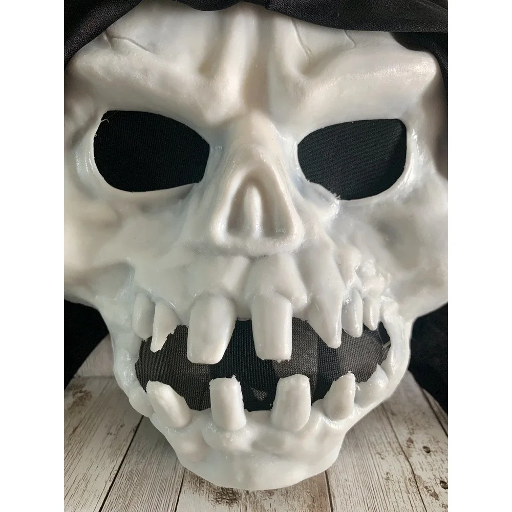 Vintage Fun World Div Halloween Mask Item #9211 Skull Face Glow in the Dark